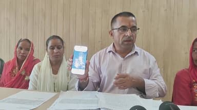 LIVE: पांवटा साहिब के नारीवाला में पेड़ कटान मामले को लेकर नाथूराम की पत्रकारवार्ता, स्थानीय महिलाएं भी मौजूद.. सुनिए क्या बोले...