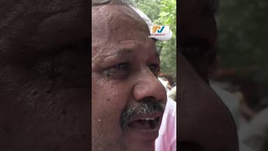 एक पिता का दर्द, आँखों में आंसू. #cockroachjantaparty