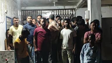 ধর্মনগর-কদমতলায় বিলাসবহুল গাড়ি ছিনতাইয়ের অভিযোগ, ইরানি থানায় মামলা দায়ের
কৈলাসহর, ৮ জুন: গত ৭ জুন ধর্মনগরের কদমতলা এলাকায় কৈলাসহরের একটি বিলাসবহুল গাড়ি ছিনতাইয়ের অভিযোগকে কেন্দ্র করে চাঞ্চল্যের সৃষ্টি হয়েছে। ঘটনাকে ঘিরে সোমবার গাড়ির মালিকসহ বহু মানুষ কৈলাসহর ইরানি থানায় উপস্থিত হয়ে একটি লিখিত অভিযোগ দায়ের করেন।
অভিযোগকারীরা ঘটনার সুষ্ঠু তদন্তের দাবি জানান এবং দ্রুত ছিনতাই হওয়া গাড়িটি উদ্ধার করার জন্য প্রশাসনের কাছে আবেদন করেন। ঘটনার সঙ্গে জড়িতদের চিহ্নিত করে আইনানুগ ব্যবস্থা গ্রহণেরও দাবি তোলা হয়।
পুলিশ অভিযোগ গ্রহণ করে বিষয়টি খতিয়ে দেখছে বলে জানা গেছে। তবে ঘটনার তদন্ত শেষ না হওয়া পর্যন্ত অভিযোগগুলোকে অভিযোগ হিসেবেই বিবেচনা করা হচ্ছে।