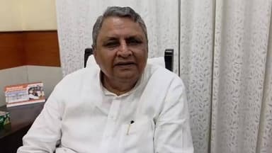 विजय चौधरी बोले निर्विरोध चुनाव लोकतंत्र के लिए अच्छी पहल, नीतीश कुमार का भी किया उल्लेख
#VijayChaudhary #NitishKumar #JDU #BiharPolitics #BiharNews #MLCElection #PoliticalNews #BreakingNews #PatnaNews #Bihar #HindiNews #NewsUpdate #TrendingNews #NDA #ElectionNews #LiveCities