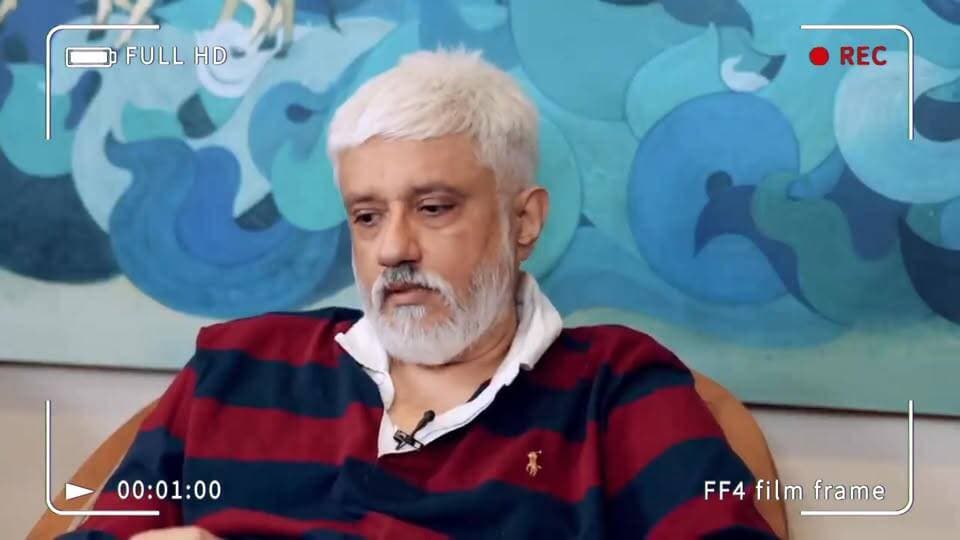 हॉरर डायरेक्टर की असली डरावनी कहानी! उदयपुर जेल के 72 दिनों का दर्द#VikramBhatt #UdaipurJail #BollywoodNews #HorrorDirector #ViralInterview #Udaipur #JailStory #BhishmaPitamah #AjayDevgn #SanjayDutt #MithunChakraborty #EntertainmentNews #BollywoodUpdate #RajasthanNews #ExclusiveReport #HindiNews #TrendingNews #ViralStory #FilmDirector #BreakingNews