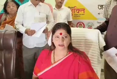 आगरा ब्रेकिंग
सर्किट हाउस में राज्य महिला आयोग की अध्यक्ष बबीता चौहान ने जनसुनवाई कर महिलाओं से जुड़ी शिकायतों की सुनवाई की,