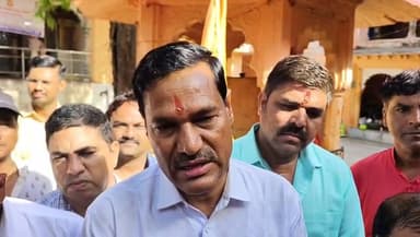 देव स्थान के अधिनस्थ बारां जिले के मन्दिरों पर हुई आज विशेष पूजा-अर्चना,
इस दौरान क्या बोले बारां विधायक राधेश्याम बैरवा...?
सूनिए....!!!
#pmo #CMO #cmojaipur #bjp #BJP4IND #BJPGovt #BJPNEWS #BJPJaipur #bjpbaran #vairalnews #treandingnews #BreakingNews #Baran #MLA #radhyeshyambairwa