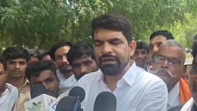 बीकानेर के सबसे बड़े सरकारी हॉस्पिटल पीबीएम की व्यवस्थाओं को लेकर आक्रोश
PBM अस्पताल के घेराव पर क्या बोले रामनिवास कूकना
#rajasthan #bikaner #breakingnews #pbm #hospital
