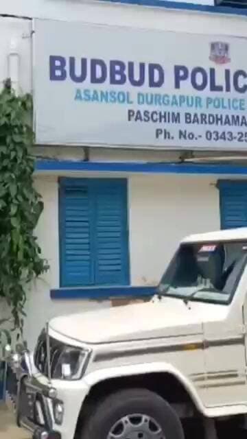 তোলাবাজির অভিযোগে গ্রেফতার বুদবুদ চাকতেঁতুল গ্রাম পঞ্চায়েত প্রধান