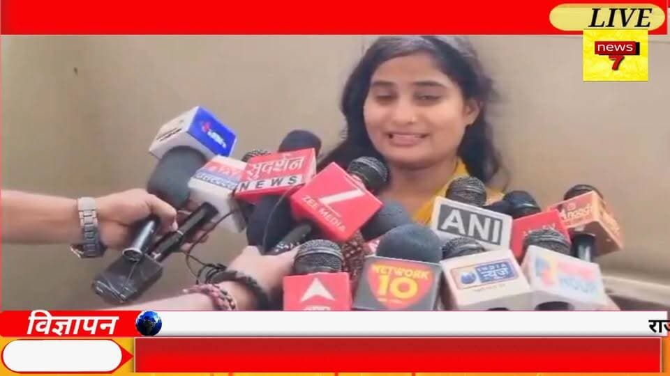 🚨 प्रेम विवाह की खौफनाक कीमत! पत्नी के सामने पति को गोलियों से भूना, भाई समेत परिवार पर हत्या का आरोप #Hashtags
#BreakingNews
#SaharanpurNews
#LoveMarriage
#HonorKilling
#ShivKumar
#Aakanksha
#CrimeNews
#UPNews
#PoliceInvestigation
#RampurManiharan
#ViralNews
#HindiNews
#News7
#RajatGupta
#JusticeForShivKumar
#TrueLove
#CrimeAlert
#LatestNews
#FacebookNews
#TrendingNews