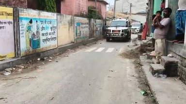 एसपी हिमांशु पहुंचे महिषी थाना क्षेत्र के मध्य विद्यालय बलुआहा... हाइकोर्ट में चल रहे मी-डे मिल मामले को लेकर