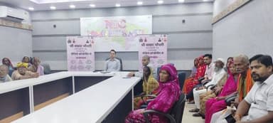 राज्य के सभी जिलों में सर्वाधिक मधुबनी जिले में सामाजिक सुरक्षा पेंशन की राशि का हुआ भुगतान।मधुबनी जिले के 4 लाख 61 हजार 4 सौ 75 लाभार्थियों के खातों में डीबीटी के माध्यम से भेजी गयी सामाजिक सुरक्षा पेंशन की राशि
#MadhubaniFirst https://t.co/0cIjQw470x