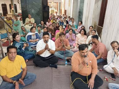 ਮਾਂ ਚਿੰਤਪੁਰਨੀ ਸੇਵਾ ਮੰਡਲੀ ਫਿਲੋਰ ਵੱਲੋਂ ਕਰਵਾਇਆ ਗਿਆ ਨਿਸ਼ੁਲਕ ਕੀਰਤਨ ਭਗਵਾਨ ਸ੍ਰੀ ਸ਼ਿਵ ਮੰਦਿਰ ਮੁਹੱਲਾ ਚੌਧਰੀਆਂ ਵਿਖੇ
Trending Phillaur News