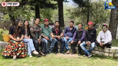 दिव्यांगों की आवाज़ कब सुनेगी सरकार?
हिमाचल प्रदेश के दिव्यांगजन अपनी मांगों को लेकर पिछले 968 दिनों से लगातार संघर्ष कर रहे हैं। अपनी जायज़ मांगों को सरकार तक पहुंचाने के लिए वे 131 दिनों तक शिमला सचिवालय के बाहर धरने पर भी बैठे रहे, लेकिन उनका कहना है कि आज तक उनकी समस्याओं का स्थायी समाधान नहीं हो पाया है।
दिव्यांगजनों का आरोप है कि उन्हें मात्र ₹1700 पेंशन दी जाती है, वह भी कई बार तीन-तीन महीने की देरी से मिलती है। बढ़ती महंगाई के दौर में इतनी कम राशि में जीवनयापन करना उनके लिए बेहद कठिन हो गया है। उनका कहना है कि सरकार उनकी मांगों और संघर्ष को लगातार अनदेखा कर रही है।
आज TEAM GROUND ZERO के साथ विशेष बातचीत में दिव्यांग साथियों ने अपनी पीड़ा, संघर्ष और मांगों को खुलकर सामने रखा। उन्होंने सरकार से अपील की कि दिव्यांगों के अधिकारों और सम्मानजनक जीवन के लिए ठोस कदम उठाए जाएं तथा उनकी वर्षों पुरानी मांगों का जल्द समाधान किया जाए।
TEAM GROUND ZERO जनता की आवाज़ को प्रशासन और सरकार तक पहुंचाने के लिए प्रतिबद्ध है।
#TeamGroundZero #DivyangAdhikar #HimachalPradesh #Shimla #DharnaPradarshan #PensionIssue #PublicVoice #GroundReport #SocialJustice #DivyangSamman #HimachalNews #JanKiAwaaz #NewsUpdate #RampurBushahr #GroundZeroExclusive #VoiceOfPeople #PensionHike #DivyangSangharsh #ShimlaSecretariat #BreakingNews