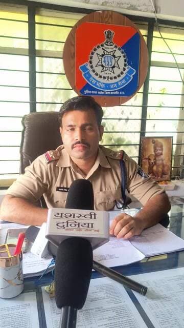 गरोठ थाने की महिला इंदिराबाई द्वारा आत्महत्या के मामले पर गरोठ थाना प्रभारी बलवीर सिंह यादव