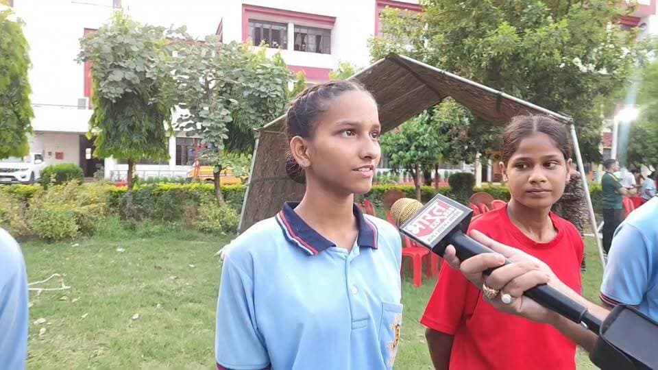 🏆 CATC-215 में खेल के साथ सपनों की भी उड़ान!
प्रतिभागी कैडेटों ने बताया कि उनका लक्ष्य IPS, Defence Services और Indian Army में जाकर देश सेवा करना है। खेल मैदान में जोश, अनुशासन और देशभक्ति का जज्बा देखने को मिला।
#CATC215 #NCC #NCCCadets #26UPBattalion #IndianArmy #DefenceServices #IPSOfficer #YouthPower #FutureOfficers #NationFirst #LakhimpurKheri #KheriNews #SportsSpirit #NCCLife #CadetLife #भारत_के_भविष्य #देशसेवा #एनसीसी #युवा_शक्ति #लखीमपुरखीरी Part 6