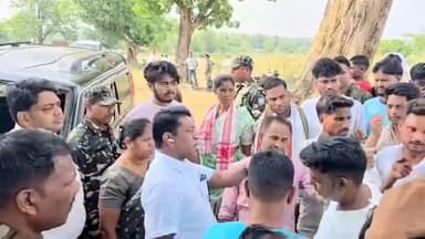 लोहरदगा:सिमडेगा सड़क हादसे में एक ही परिवार के 5 लोगों की दर्दनाक मौत 💔 #lohardaga_public #JharkhandNews #JharkhandNews #ritwikmpathak