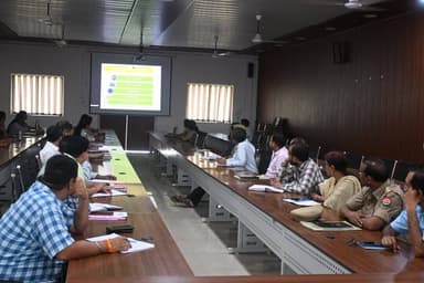 #bandapolice सहायक पुलिस अधीक्षक बांदा की अध्यक्षता में पुलिस लाइन बांदा सभागार में महिलाओं एवं बच्चों के विरुद्ध हिंसा की रोकथाम एवं संरक्षण हेतु पुलिस विभाग और ग्रामीण स्वावलम्बन समिति के संयुक्त तत्वावधान में एक दिवसीय जिला स्तरीय स्टेकहोल्डर्स कार्यशाला का किया गया आयोजन । https://t.co/72ednXKksz
