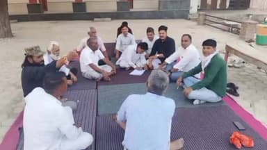 कोलायत के विकास को लेकर प्रबुद्ध जनों की बैठक आयोजित हुई
#rahulsewagjhajhu #bikanernews #dpknews #kolayat #LatestNews