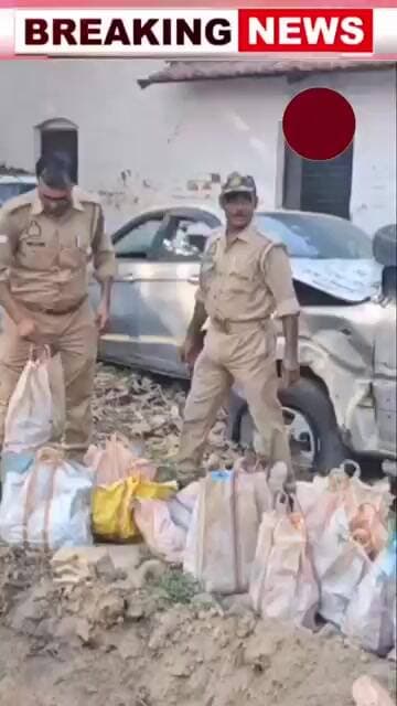 दिलदारनगर थाने में 1171 पैकेट शराब नष्ट, न्यायालय के निर्देश पर पुलिस ने की कार्रवाई।@idtvnews
