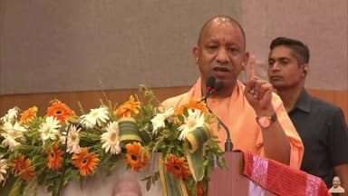 PM मोदी के दीर्घायु नेतृत्व के लिए बाबा विश्वनाथ से प्रार्थना | वाराणसी से बड़ा संदेश
#NarendraModi #PMModi #Kashi #BabaVishwanath #MaaGanga #Varanasi #ModiInVaranasi #BJP #India #Politics #ExpressNewsNetwork #BreakingNews #HindiNews #YouTubeNews #LatestNews