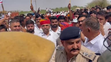 बद्रीराम जाखड़ व यूनियन टीम धरने पर,आखिर कब वार्ता होगी सफल,26 जने की जमानत भी हो गई,जाखड़ न्याय दिलवाकर ही धरना समाप्त करेगें!! पुलिस भी रहती हमेशा मुस्तेद!! #भोपालगढ़ #जोधपूर #bhopalgarh #jodhpur Badri Ram Jakhar Deepak Jakhar Pramila Choudhary Paras Gurjar Rajesh Jakhar Shivkaran Saini Bhopalgarh