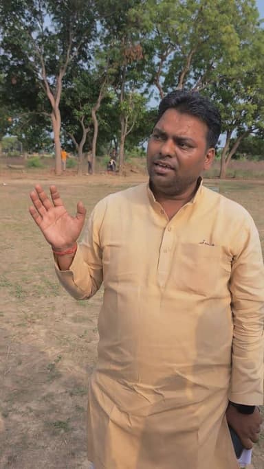 पूर्व सभासद विपिन सिंह ने कहा कि फर्जी तरीके से मेरे ऊपर दो मुकदमे लगाए गए