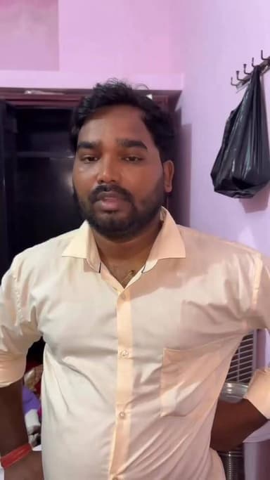 कोडरमा जयनगर थाना क्षेत्र के कांझियाडीह में रवि कुमार साव के घर लाखो की चोरी, दो दिन के लिए धनबाद गया था पूरा परिवार, कल शाम को लौटने के बाद घर में मंजर देख दंग रह गया पूरा परिवार, बागोडीह में चोरी की घटना के मामले में भुक्तभोगी ने बताया क्या क्या हुआ चोरी।