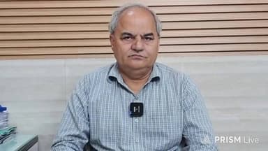 भारतीय पुरुषों के पेट क्यों निकले होते है ?
अशोक कालड़ा ( योग एवं ध्यान विशेषज्ञ )
#IndianMen #HealthTalk #YogaExpert #AshokKalra #YogaAndMeditation #BellyFat #HealthyLifestyle #FitnessAwareness #YogaLife #Meditation #HealthTips #India #Wellness #StayFit #LifestyleNews