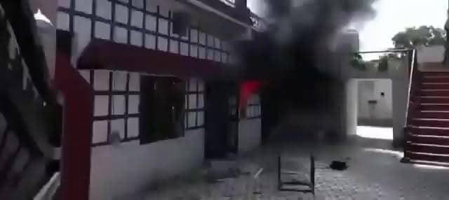 देहरादून में हिंदू युवक की हत्या के बाद भारी बवाल, बेकाबू भीड़ ने आरोपी के घर में लगाई आग
#Dehradun #Uttarakhand #Sahaspur #BreakingNews #PoliceAction #LawAndOrder