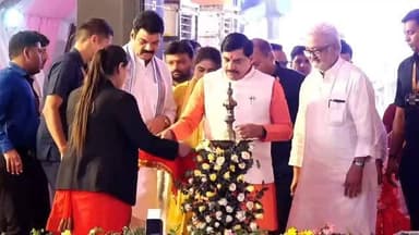 मुख्यमंत्री डॉ. मोहन यादव ने सागर जिले के केसली में आयोजित लाड़ली बहना योजना अंतर्गत राशि अंतरण तथा विभिन्न विकास कार्यों के भूमिपूजन एवं लोकार्पण कार्यक्रम का दीप प्रज्ज्वलित कर शुभारंभ किया।
#burhanpur #trending #newsupdate #viralnews #burhanpurnews