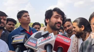 4 जुलाई को बागेश्वर धाम सरकार जन्मदिन को ज्ञान दान ध्यान दिवस के रूप में मनाएंगे।
#DhirendraShastri #viralclips #Bageshwardham #facebookreels
