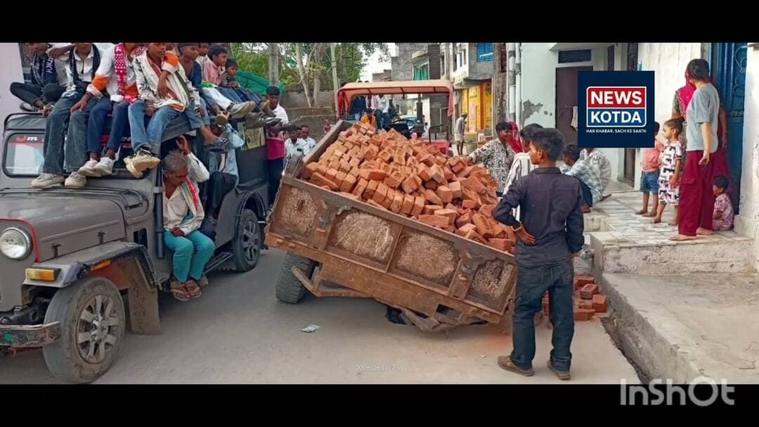 #Udaipur #kotda खुले नाले के चैंबर हादसों को दे रहे निमंत्रण, बड़ा हादसा टला #latestnews #todaynews