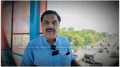 सड़क पार करना बना जान का जोखिम, रोज़ हादसों का खतरा, फिर भी फुट ओवर ब्रिज नहीं, राजकुमार ठुकराल ने उठाए बड़े सवाल।
Rajkumar Thukral Rajkumar Thukral Sanjay Thukral Tilak Raj Behar II Tilak Raj Behar #FootOverBridge #RoadSafety #RoadAccident #PublicSafety #UttarakhandNews #RudrapurNews #TrafficSafety #PublicIssue #BreakingNews #Uttarakhand #NewsUpdate #Infrastructure #SafetyFirst