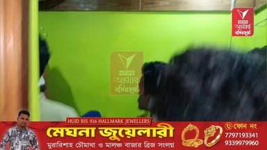 রাজ্যে রাজনৈতিক পরিবর্তনের জের! হাসনাবাদ BDO অফিসে এবার দুর্নীতির অভিযোগে তৃণমূল নেতাকে আটকে ধুন্ধুমার বিক্ষোভ বিজেপি কর্মী ও সাধারণ মানুষের