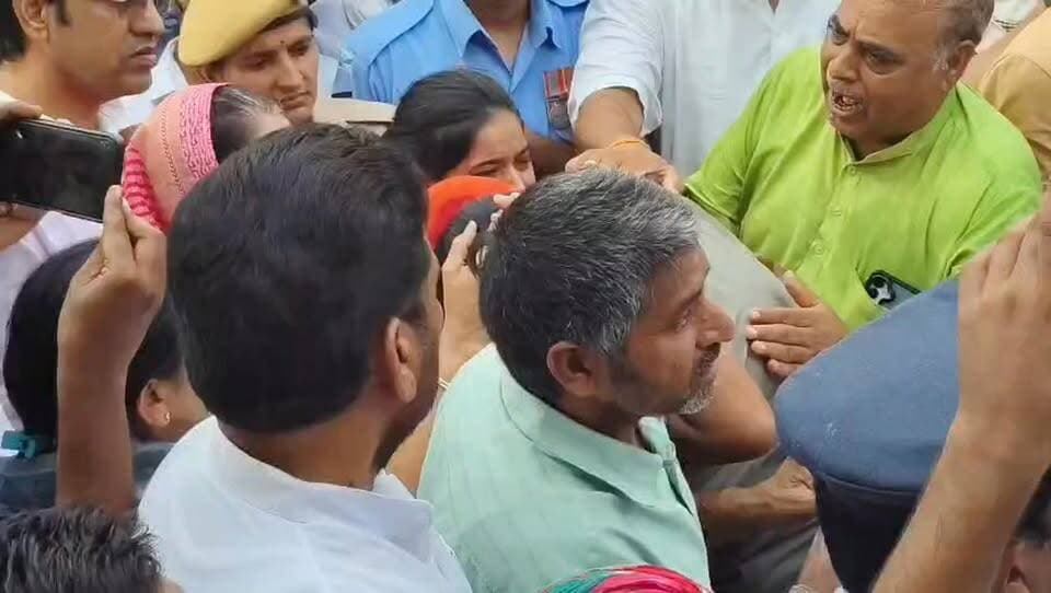 अग्निवीर पांचोंता के रहने वाले खेमाराम हुए पपंचतत्व में विलीन नमः आखो से सभी ने दी विदाई सैन्य सम्मान के साथ हुआ अंतिम संस्कार #live #viral #didwana #shahid #senik #nawa #panchota #veer