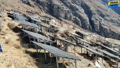 धनवास सोलर पावर प्लांट में विद्युत उत्पादन का ट्रायल सफल, पांगी को जल्द मिलेगी निर्बाध बिजली आपूर्ति।
#SolarPowerPlant #DhanwasSolarProject
#PangiValley #RenewableEnergy
#GreenEnergy #HimachalPradesh
#CleanEnergy #SolarEnergy
#PowerGeneration #SukhvinderSinghSukhu
#ChambaNews #PangiDevelopment
#ElectricitySupply #SustainableDevelopment
#HimachalNews हिम संदेश Pangi Administration Sukhvinder Singh Sukhu Jagat Singh Negi Adv Surjeet Sharma Bharmouri