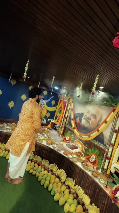 15 जून कैंची धाम स्थापना दिवस
#नीमकरौरीधामइंदौर
#ram #hanuman #sitaram #neemkarolibaba