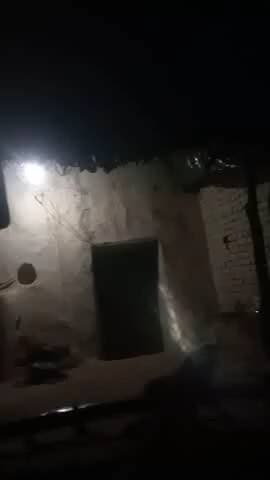 gadarpur Post Bachhon यह तस्वीर जो देख रहे हैं गणेशपुर के गांव की है कच्चा मकान व्यक्तिगत दिखाई दे रहा है पब्लिक एड पर ए