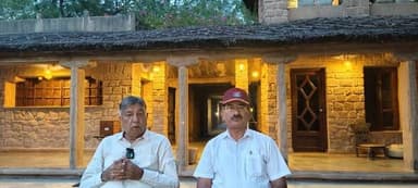 सैनिक कल्याण विभाग के चेयरमैन प्रेम सिंह बाजोर और जिला सैनिक कल्याण अधिकारी कर्नल बलदेव सिंह मानव की प्रेस कॉन्फ्रेंस
