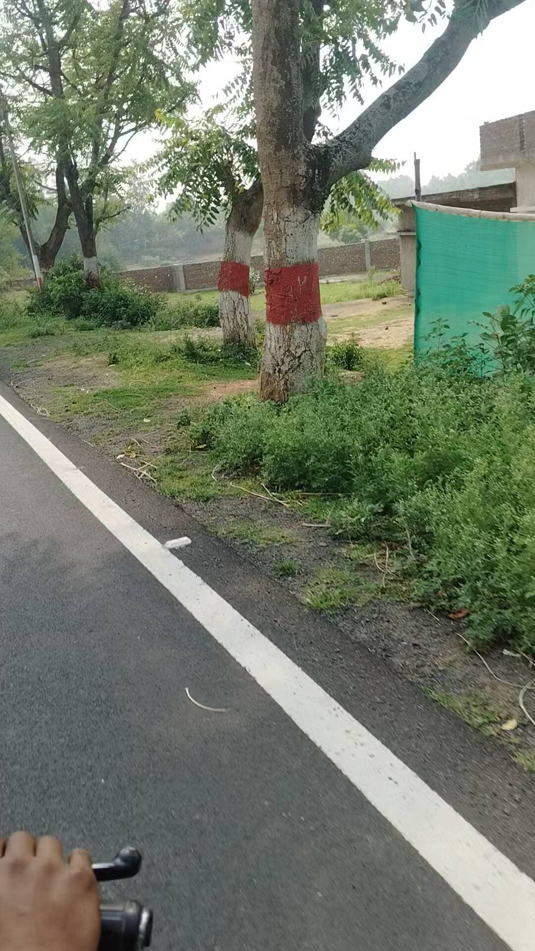 Barmasia Petrol pump ke pass