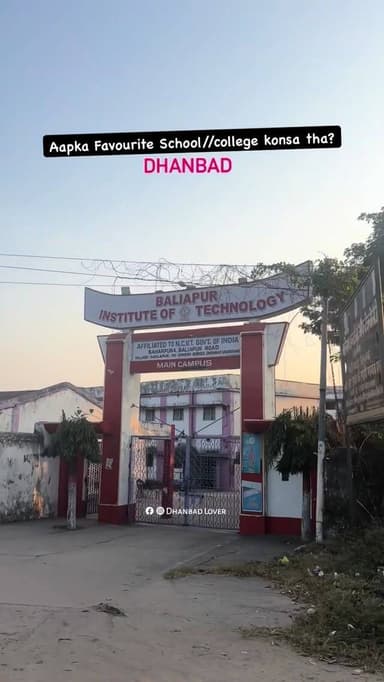 Aapka Favourite School //college konsa Tha??
#dhanbad #jharkhand #school #college #reels