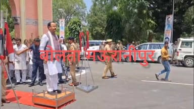 झांसी उत्तर प्रदेश के उपमुख्यमंत्री केशव प्रसाद मौर्य ने विपक्ष पर साधा निशाना बोले मुस्लिम पहले हिन्दू त्याखिलेश यादव के बयान पर पलटवार करते भा ज पा लगाए गये आरोपों को खारिज किया