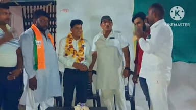 पिछोर क्षेत्र के लोकप्रिय विधायक जी का आशीर्वाद मिला 🙏
मेरे लिए वो सिर्फ नेता नहीं, गुरु हैं। बोलना, हंसना, खेलना — जीवन का हर पाठ उन्हीं से सीखा है।
पत्रकार सुनील का सब कुछ आप ही हैं विधायक जी। आपका स्नेह यूं ही बना रहे।
#Pichhor #VidhayakJi #Aashirwad #PatrakarSunil
Pritam Lodhi Rakesh Lodhi Adv Rajesh Lodhi Rajput Neelesh Rajpoot Keransingh Lodhi Kamlesh Lodhi Karan Singh Lodhi K.P. Yadav Kamlesh Lodhi Khalak Singh Lodhi Kapil Singh Barele Manish Bjp Mahesh Lodhi Narendra Lodhi Pichhore Jagatsingh Baghel Jitendra Rajput Rajput Sonu Yadav Sukhdev Shingh Sunil Lodhi