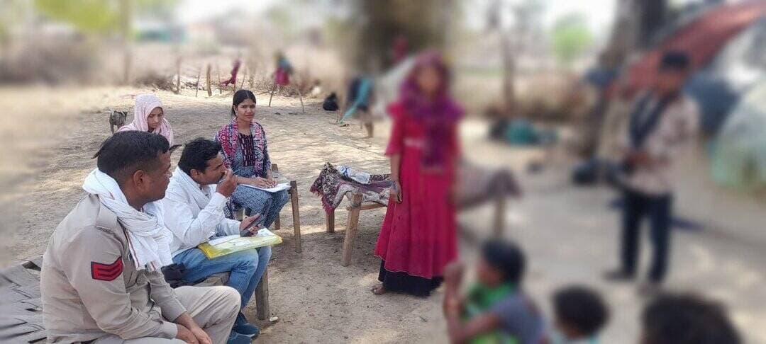 समझाईश देकर रोका बाल विवाह
➡️
ग्राम पंचायत इटवांखास अंतर्गत ग्राम खिरवा में बाल विवाह की सूचना प्राप्त होने पर जिला कार्यक्रम अधिकारी अवधेश कुमार सिंह के निर्देशानुसार
<nis:link nis:type=tag nis:id=jansamparkmp nis:value=JansamparkMP nis:enabled=true nis:link/> <nis:link nis:type=tag nis:id=panna nis:value=panna nis:enabled=true nis:link/>
@JansamparkMP @CMMadhyaPradesh @mp_wcdmp https://t.co/4ozuk31ttD