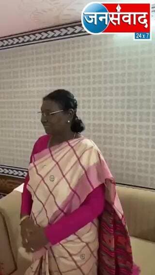 प्रधानमंत्री नरेंद्र मोदी ने राष्ट्रपति द्रौपदी मुर्मू को जन्मदिन की बधाई दी।