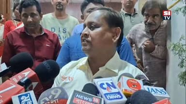 অপূর্ব সরকারকে নিয়ে কোন উত্তরই দিতে চান না হুমায়ুন