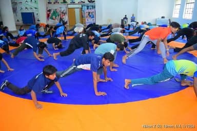 जिला खेल पदाधिकारी के कार्यालय द्वारा जिला खेल भवन मोतिहारी में आयोजित किया गया अंतर्राष्ट्रीय योग दिवस के अवसर पर योगाभ्यास के विभिन्न कार्यक्रम..
Information & Public Relations Department, Government of Bihar