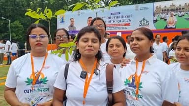 ১২তম আন্তর্জাতিক যোগ দিবস পালন ঝাড়গ্রাম স্টেডিয়ামে।