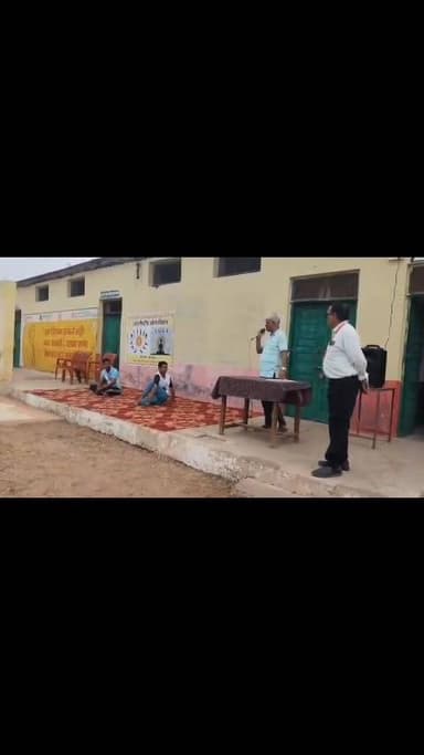रीठी में मनाया गया अंतरराष्ट्रीय योग दिवस शिक्षकों ने किया योग