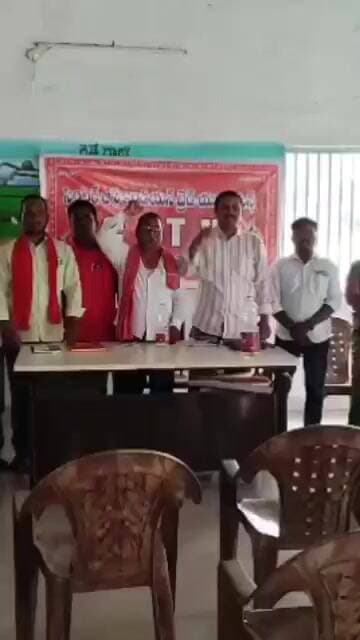 వీర్నపల్లి మండల కేంద్రంలో సీఐటీయూ అనుబంధ రంగాల కార్మికుల విస్తృత స్థాయి సమావేశం