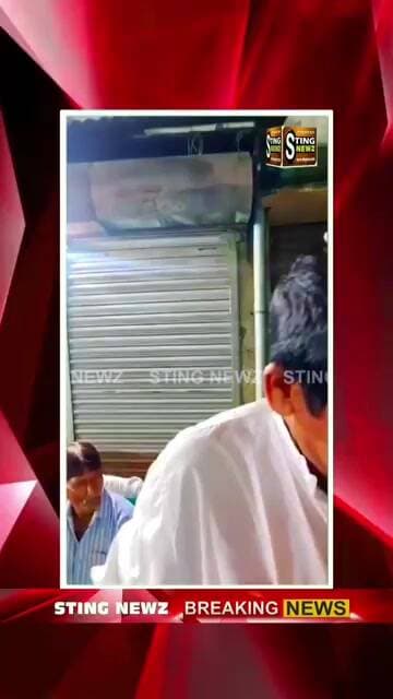 মাথা পেতে ডিমের ‘স্নান’! হাওড়ায় প্রাক্তন তৃণমূল কাউন্সিলর বিশ্বনাথ দাসকে ঘিরে বিক্ষোভ
