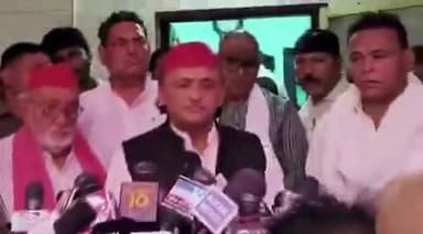 आगरा लखनऊ एक्सप्रेस वे के प्रश्न के जवाब के बाद सपा सुप्रीमो ने कहा कि
राम मंदिर में चंदा चोरी की SIT जांच मतलब साधु संतों की जांच अधिकारी कैसे कर सकते हैं?
साधु संत हमारे पूजनीय हैं।
आपका क्या मानना है, कमेंट में बतायें।
#follower #nonfollowers