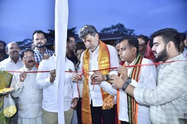 विकास केवल आंकड़ों में नहीं, बल्कि लोगों के जीवन में दिखाई देने वाले सकारात्मक बदलाव में नजर आता है।
जगदलपुर में आयोजित विकास प्रदर्शनी केंद्र और राज्य सरकार की जनकल्याणकारी योजनाओं तथा विकास कार्यों की उपलब्धियों को जन-जन तक पहुंचाने का सशक्त माध्यम बन रही है।
#12YearsOfIndiaFirst